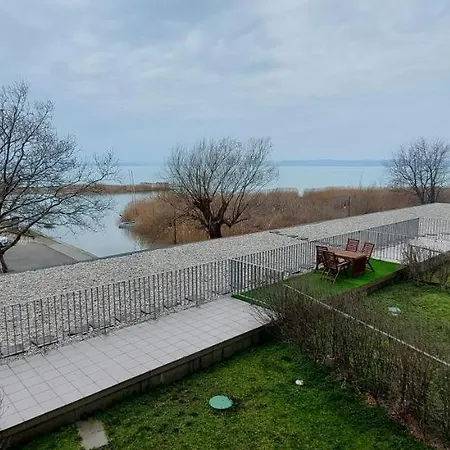 Apartment Club 218 Wellness Apartman Siofok