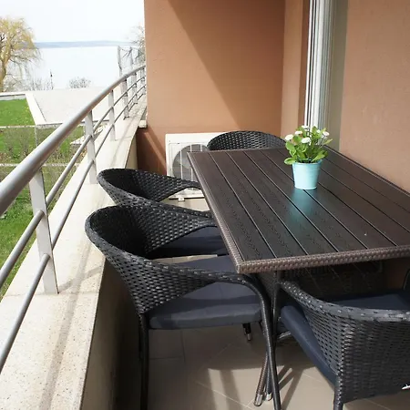 Club 218 Wellness Apartman *