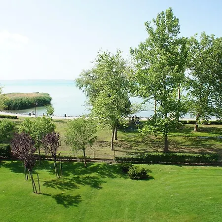 Club 218 Wellness Apartman * Siófok