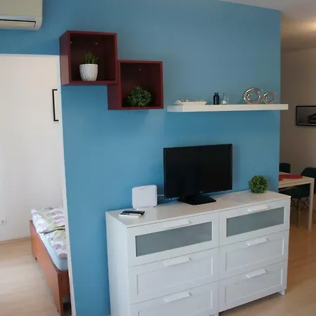 Club 218 Wellness Apartman Apartment *