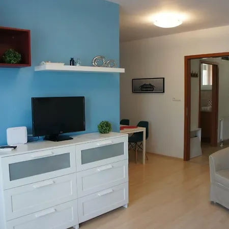 Club 218 Wellness Apartman Siofok