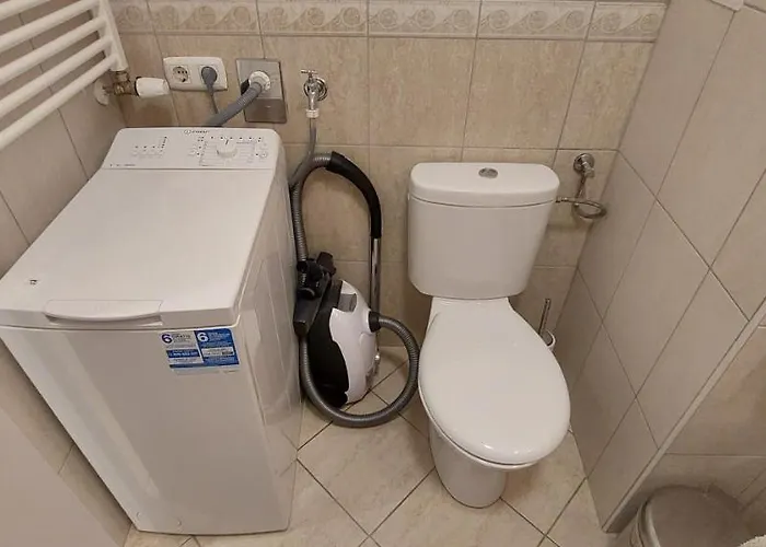 Club 218 Wellness Apartman *