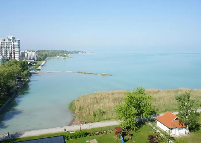Club 218 Wellness Apartman Siófok