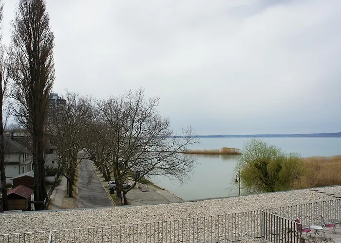 Club 218 Wellness Apartman * Siófok