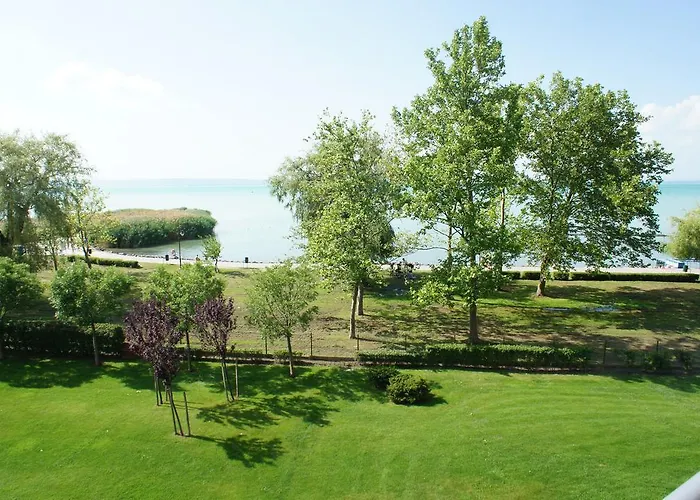 Club 218 Wellness Apartman * Siófok